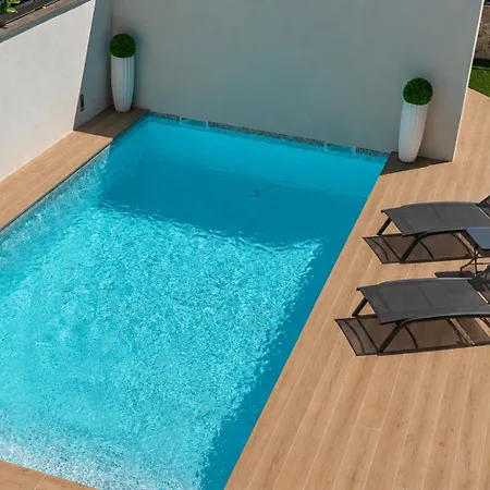 Loft Victoria, Architect's House, Pool And Fitness * Clarensac