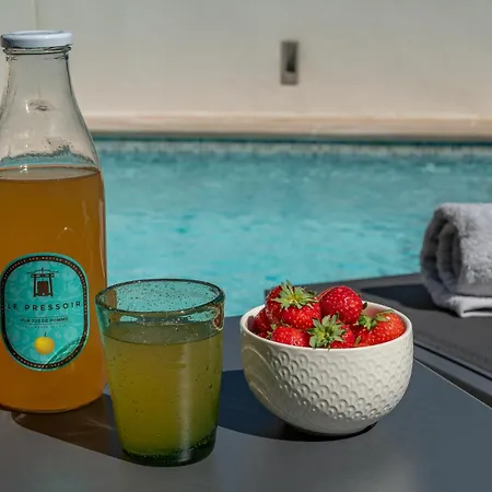 Loft Victoria, Architect's House, Pool And Fitness * Clarensac