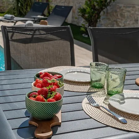 Villa Loft Victoria, Architect's House, Pool And Fitness
